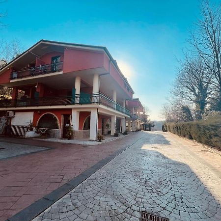 Pietrabianca Country House Manocalzati Экстерьер фото